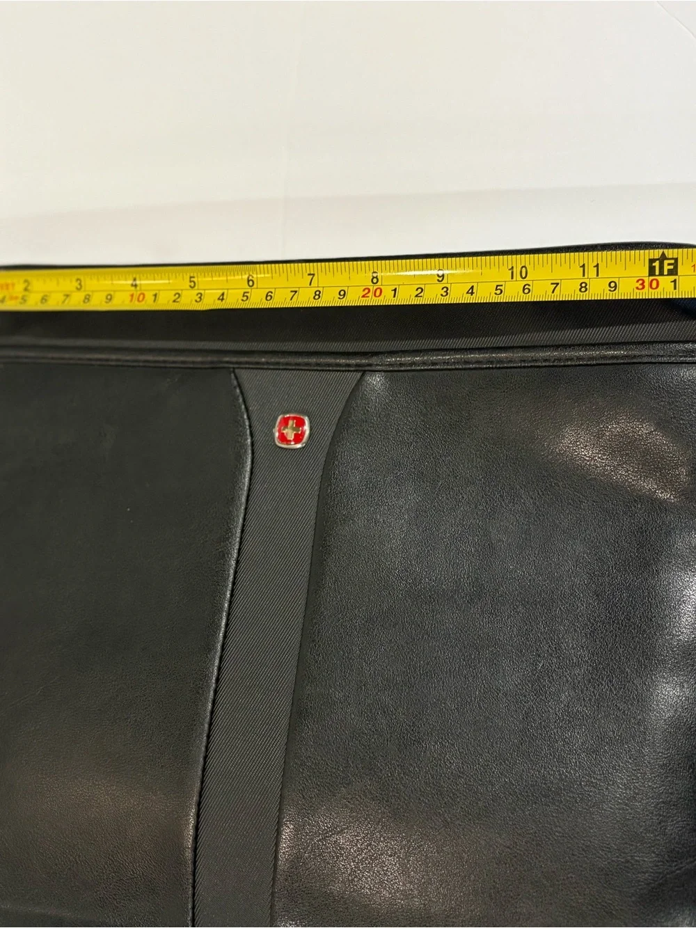 Wenger Premier Leather The Carina Binder Folio Organizer Swiss Army Black 3 Ring